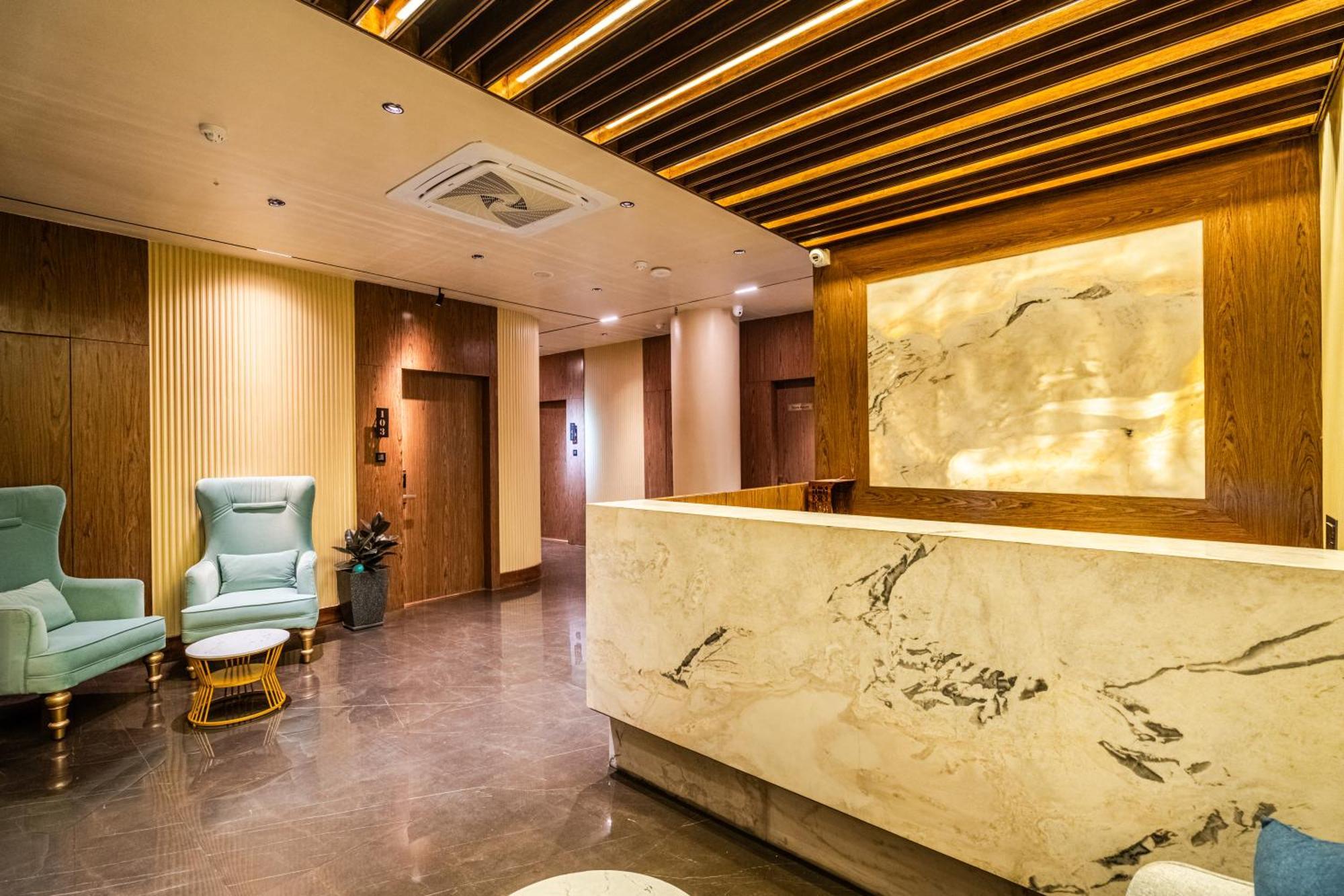 The White Rock Inn & Dine 실롱 외부 사진
